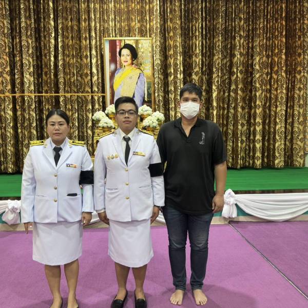 สำนักงานปศุสัตว์จังหวัดอ่างทอง กลุ่มส่งเสริมและพัฒนาการปศุสัตว์ ร่วมพิธีบำเพ็ญกุศลถวายพระราชกุศลครบ 100 วัน สตมวาร เนื่องในวันสวรรคต สมเด็จพระนางเจ้าสิริกิติ์ พระบรมราชินีนาถ พระบรมราชชนนีพันปีหลวง