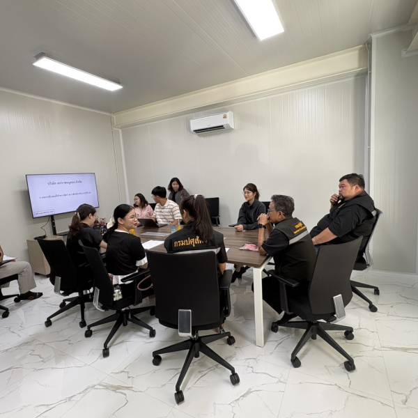 สำนักงานปศุสัตว์จังหวัดอ่างทอง กลุ่มพัฒนาสุขภาพสัตว์ สำนักงานปศุสัตว์อำเภอป่าโมก และเจ้าหน้าที่ด่านกักกันสัตว์พระนครศรีอยุธยา ดำเนินการตรวจรับรองสถานที่พักซากสัตว์ (ต.ร.ซ.4)