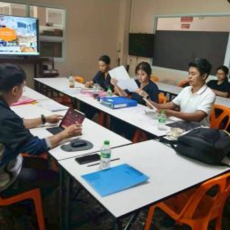  สำนักงานปศุสัตว์เขต 1 ตรวจติดตามการปฏิบัติที่ดีของศูนย์รับน้ำนมดิบ(GMP) ในพื้นที่อำเภอพัฒนานิคม จังหวัดลพบุรี 