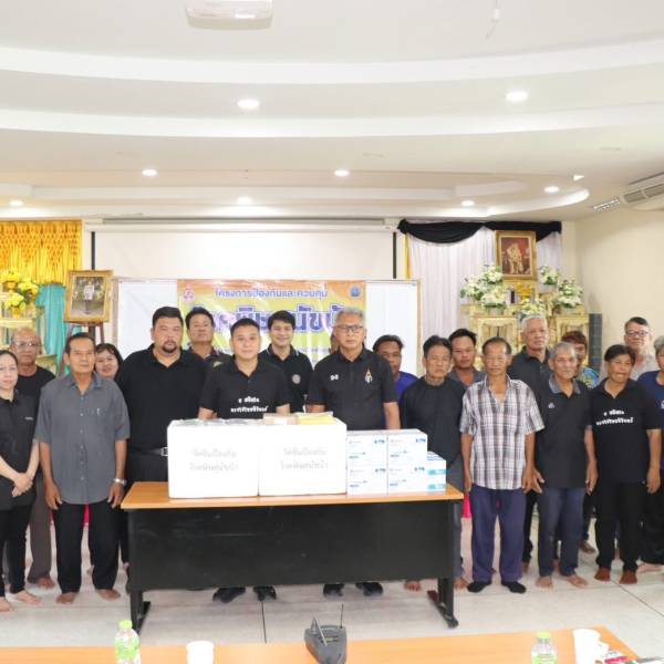 สำนักงาน ปศุสัตว์ อำเภอป่าโมกร่วมกับ องค์การบริหารส่วนตำบลนรสิงห์ ออกรณรงค์ฉีดวัคซีนป้องกันโรคพิษสุนัขบ้า