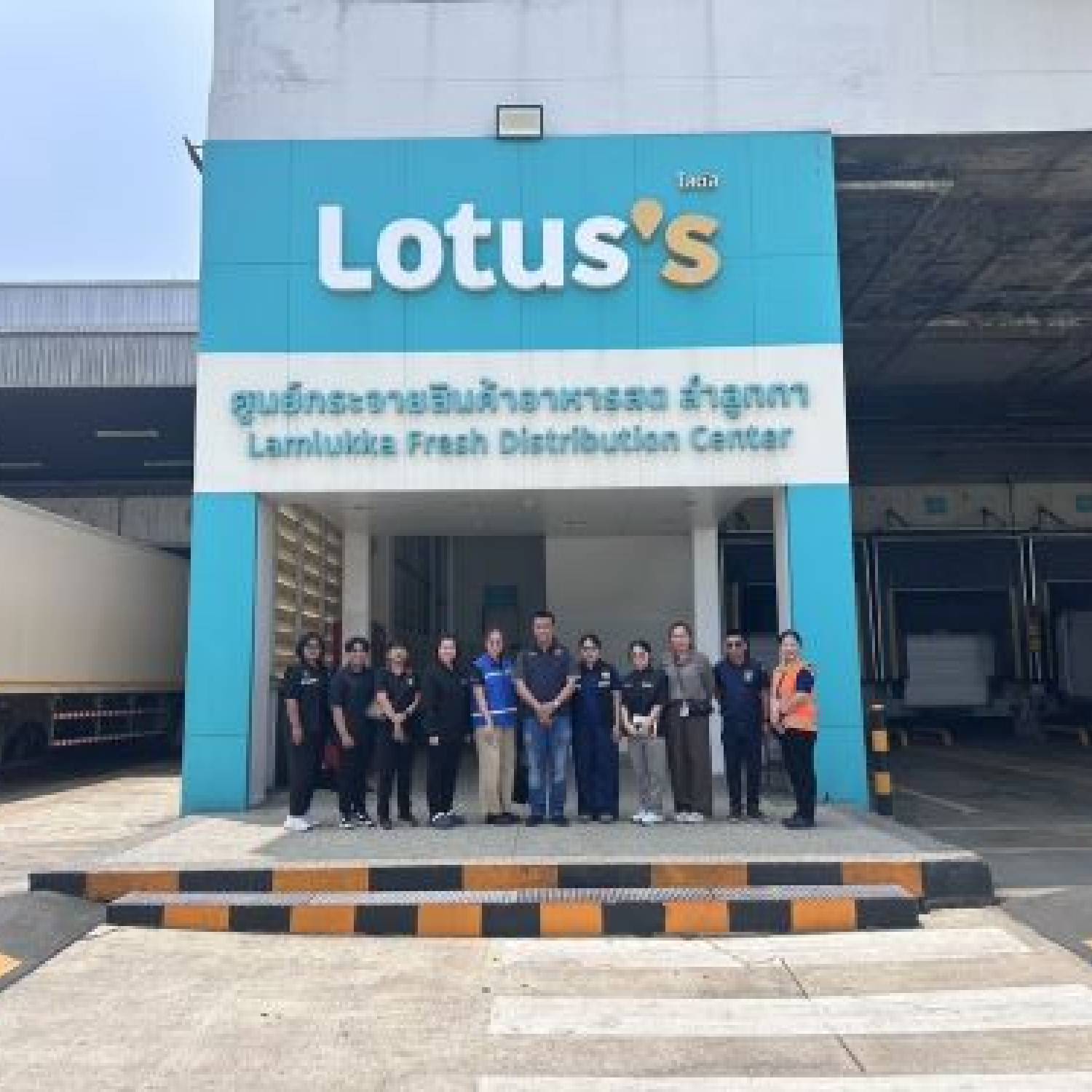 สำนักงานปศุสัตว์จังหวัดปทุมธานี ร่วมตรวจรับรอง ที่พักซากสัตว์ และสถานที่ตัดแต่ง เข้าเขตควบคุมหรือเขตปลอดโรคปากและเท้าเปื่อยภาคตะวันออกของประเทศไทย ณ อำเภอลำลูกกา