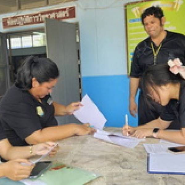 ปศุสัตว์ชัยนาท ตรวจติดตามกำกับดูแลโครงการอาหารเสริม (นม) โรงเรียน ในพื้นที่อำเภอหันคา