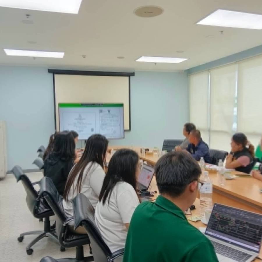 สำนักงานปศุสัตว์เขต 1 ตรวจติดตามและรับรองการมอบสิทธิการเข้าใช้งานการเคลื่อนย้ายสัตว์หรือซากสัตว์ภายในราชอาณาจักร ทางระบบอิเล็กทรอนิกส์แบบพิเศษ (e-Privilege Permit)  และตรวจติดตามฟาร์มปลอดโรคสุกรในพื้นที่จังหวัดลพบุรี