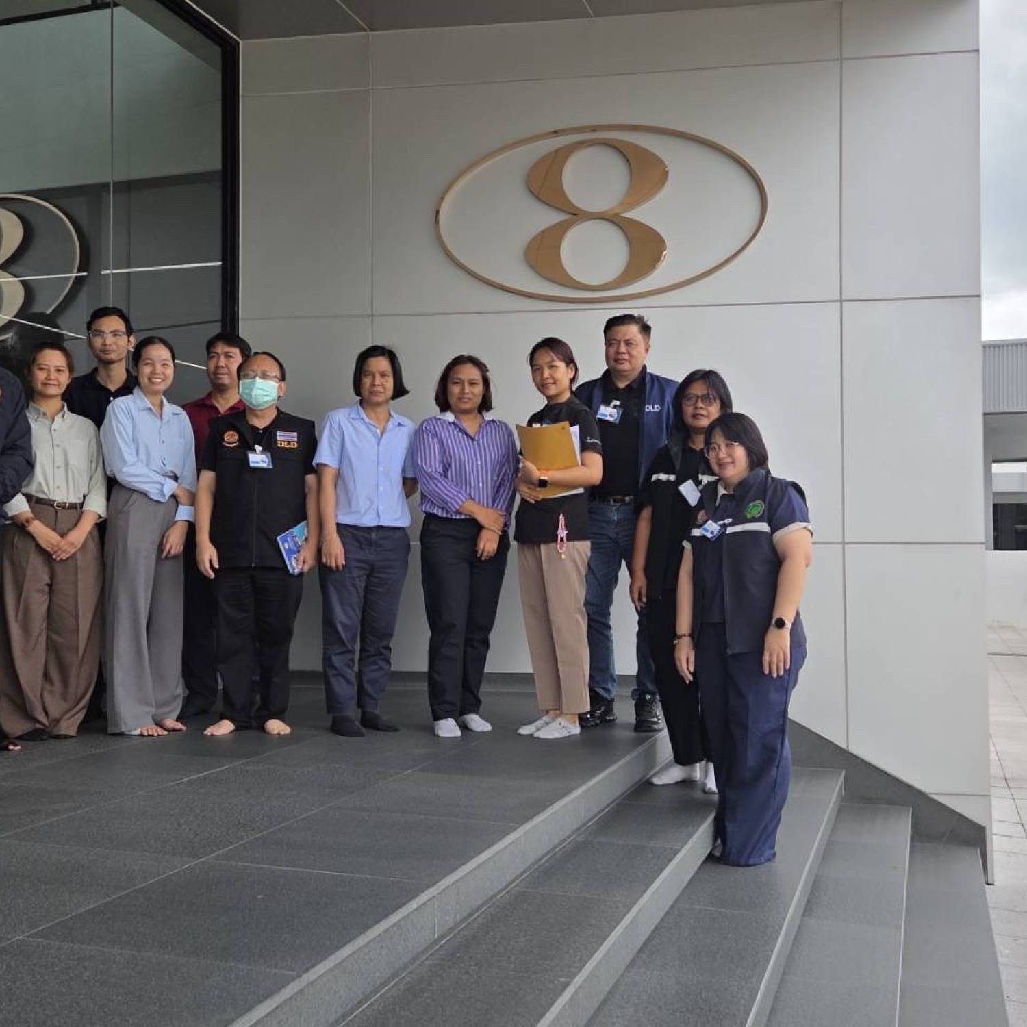 สำนักงานปศุสัตว์จังหวัดปทุมธานี ร่วมตรวจรับรองที่พักซากสัตว์ และตรวจต่ออายุการขออนุญาตเข้าใช้งานการเคลื่อนย้ายสัตว์ หรือซากสัตว์ภายในราชอาณาจักรทางระบบอิเล็กทรอนิกส์แบบพิเศษ ณ อำเภอคลองหลวง