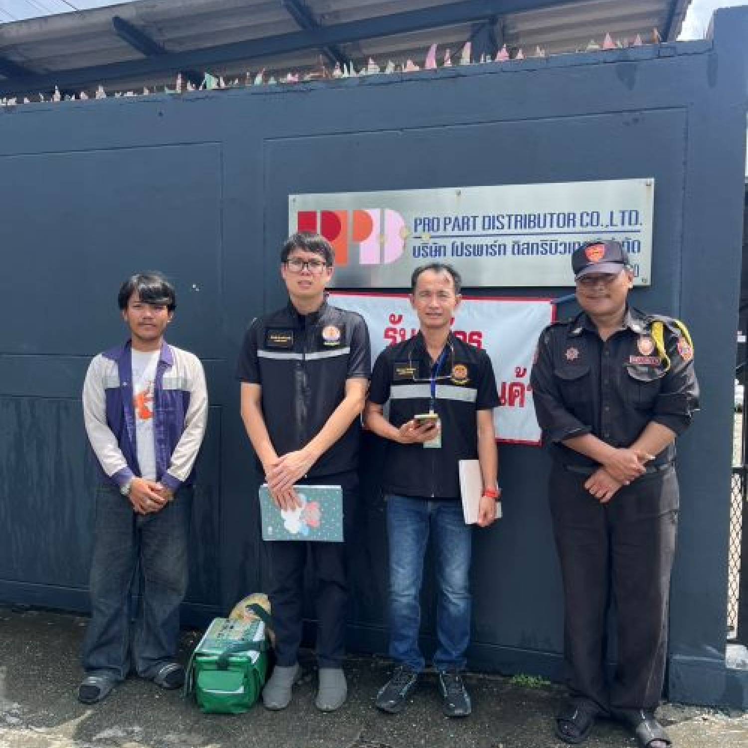 สำนักงานปศุสัตว์จังหวัดปทุมธานี ลงพื้นที่ตรวจสอบข้อเท็จจริง กรณีร้องเรียน เกี่ยวกับ พ.ร.บ.ป้องกันการทารุณกรรมและการจัดสวัสดิภาพสัตว์