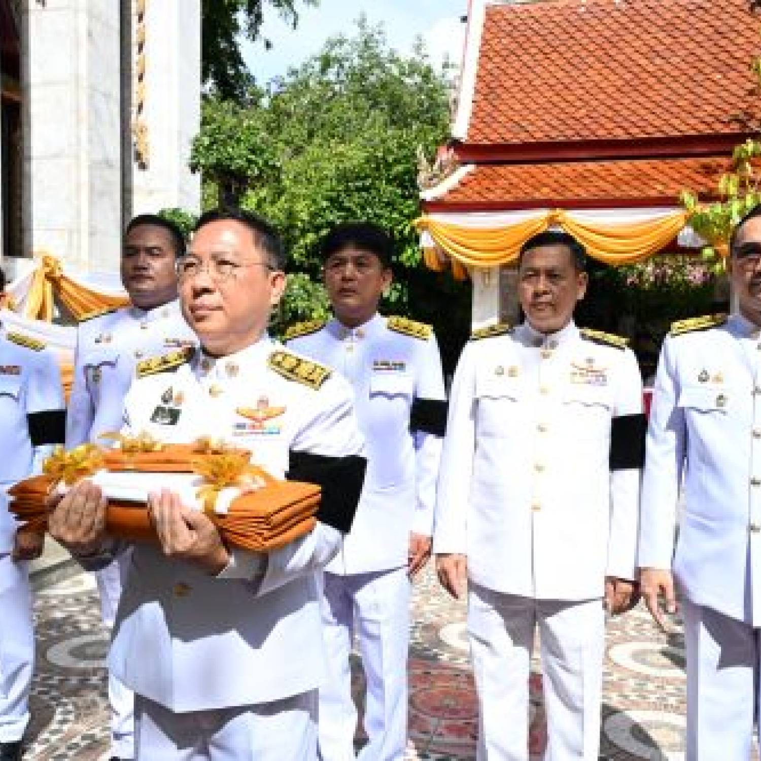  สำนักงานปศุสัตว์จังหวัดปทุมธานี ร่วมงานพิธีถวายผ้าพระกฐินพระราชทานกรมปศุสัตว์ ประจำปีพุทธศักราช 2568