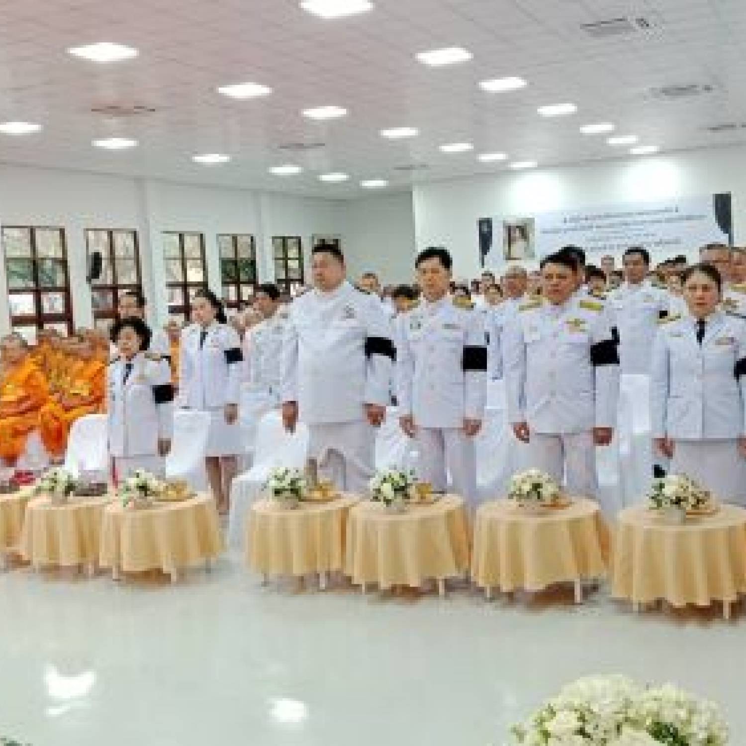 สำนักงานปศุสัตว์จังหวัดปทุมธานี ร่วมประกอบพิธีบำเพ็ญกุศลทักษิณานุประทานอุทิศถวายพระราชกุศลสมเด็จพระนางเจ้าสิริกิติ์พระบรมราชินีนาถ พระบรมราชชนนีพันปีหลวง เสด็จสวรรคตครบสัตตมวาร