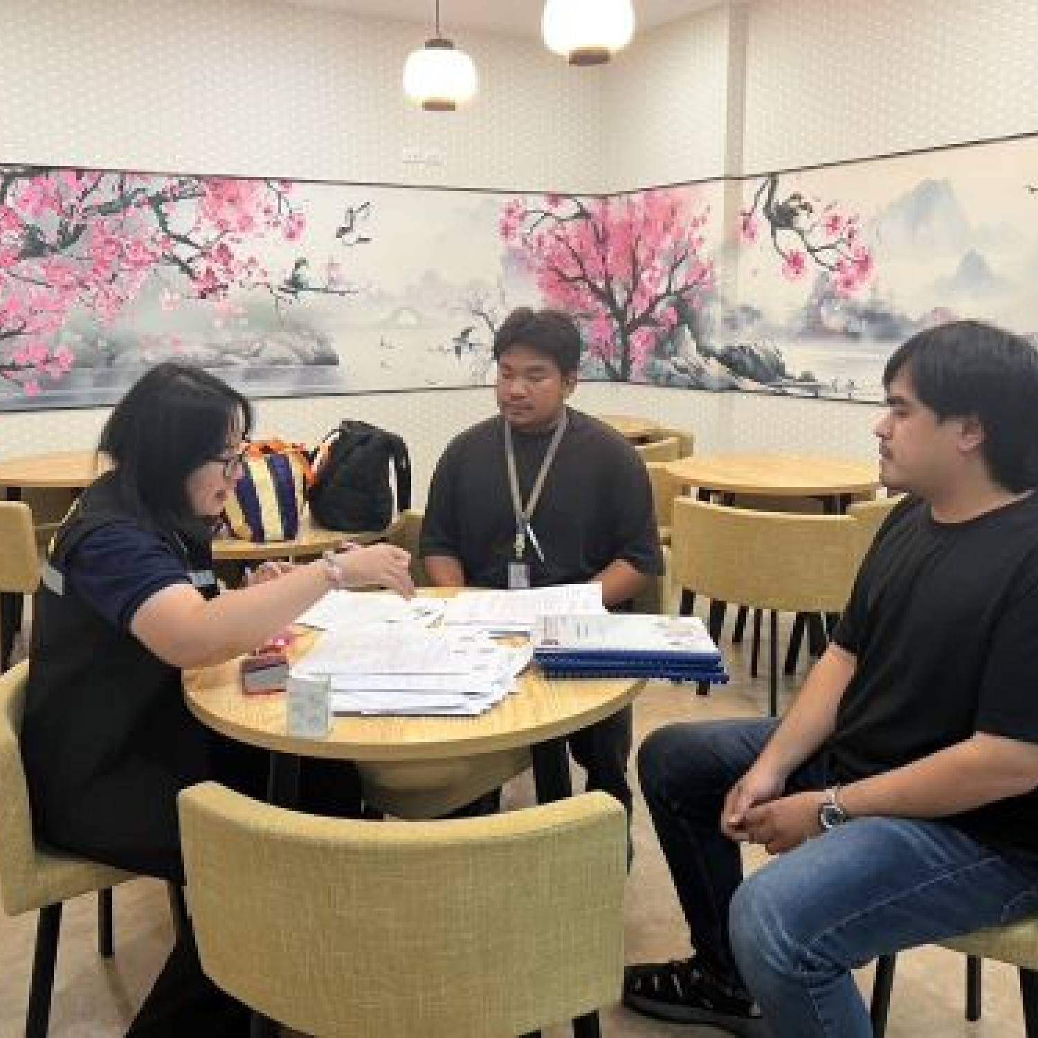 สำนักงานปศุสัตว์จังหวัดปทุมธานีร่วมตรวจรับรองที่พักซากสัตว์ เพื่อการบริโภคภายในประเทศ และตรวจสอบสถานที่เก็บรักษาสินค้าเกษตร เพื่อป้องกันการลักลอบการค้าเนื้อสัตว์และสินค้าเกษตรผิดกฎหมาย ณ อำเภอธัญบุรี และอำเภอลำลูกกา